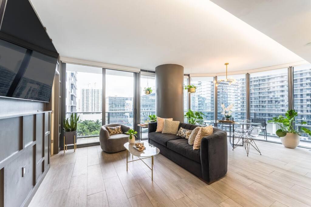 Luxurious Condo In Heart Of Brickell Miami Exterior foto